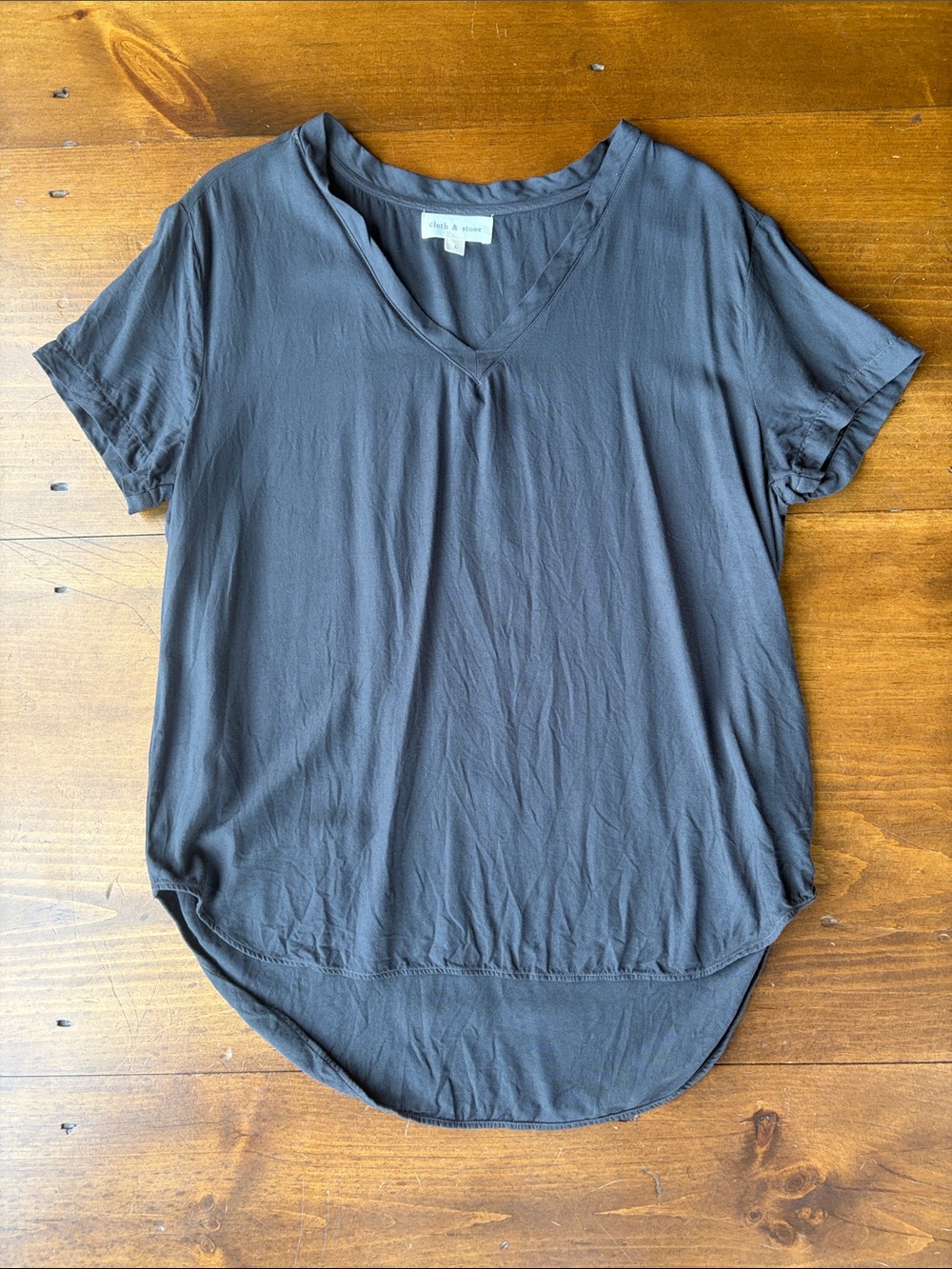 Cloth & Stone Black V-neck T-shirt Sz L